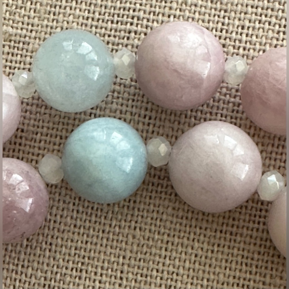 Beautiful 24 inch Kunzite gemstone bead necklace NWOT - Picture 11 of 15